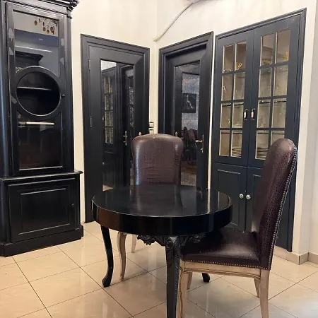 Elegant & Luxury Escape Skg