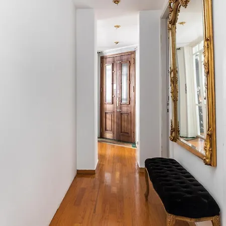 Apartman Elegant & Luxury Escape Skg